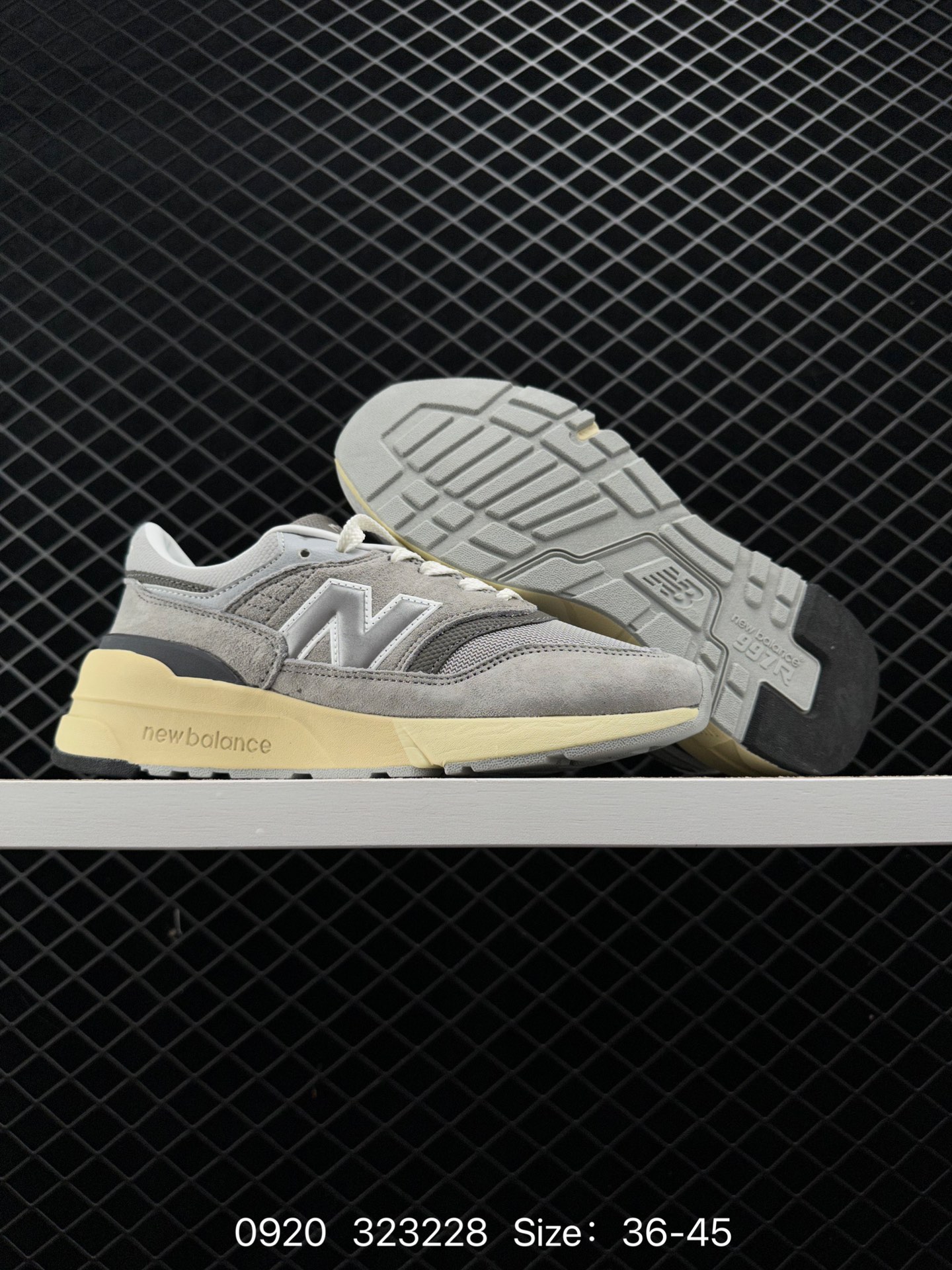 Super Fabric x New Balance  U997RHB